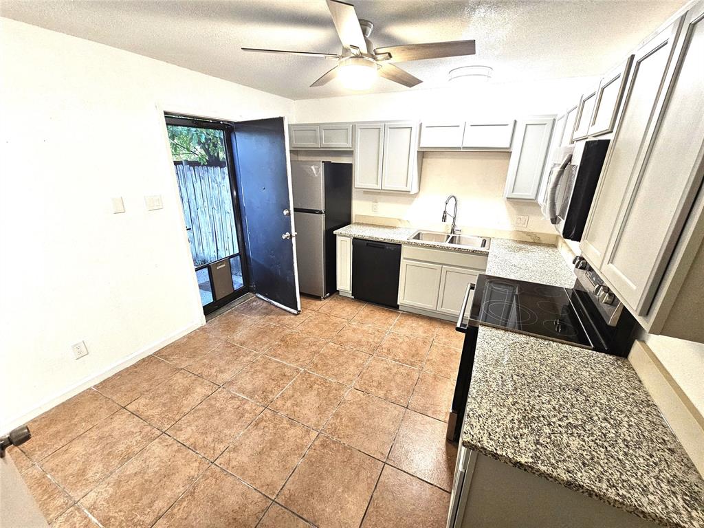 724 Bluebonnet Drive
