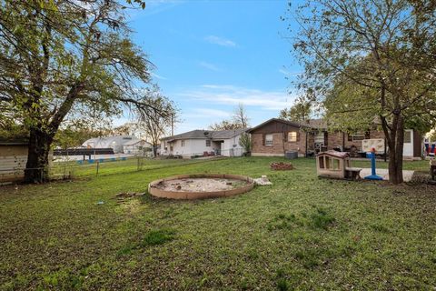 A home in Whitesboro