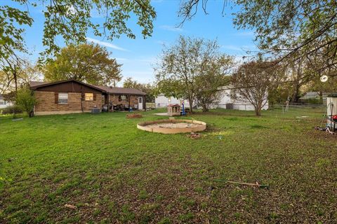 A home in Whitesboro