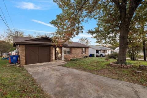 A home in Whitesboro