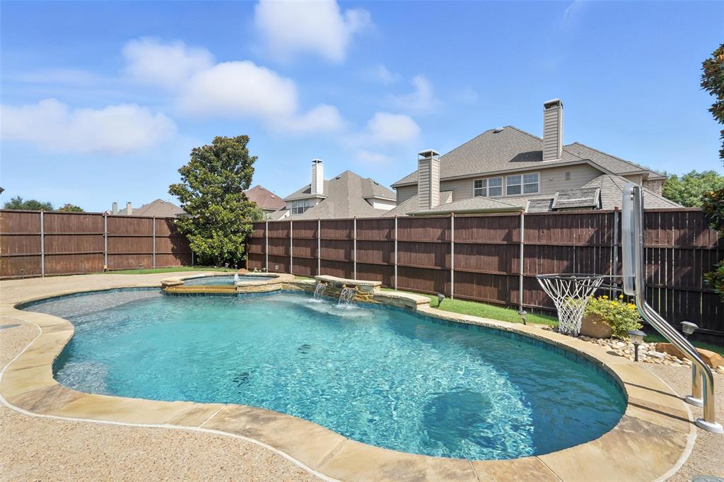 14892 Ireland Lane