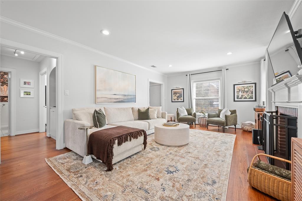 Hal Moseleys - Residential