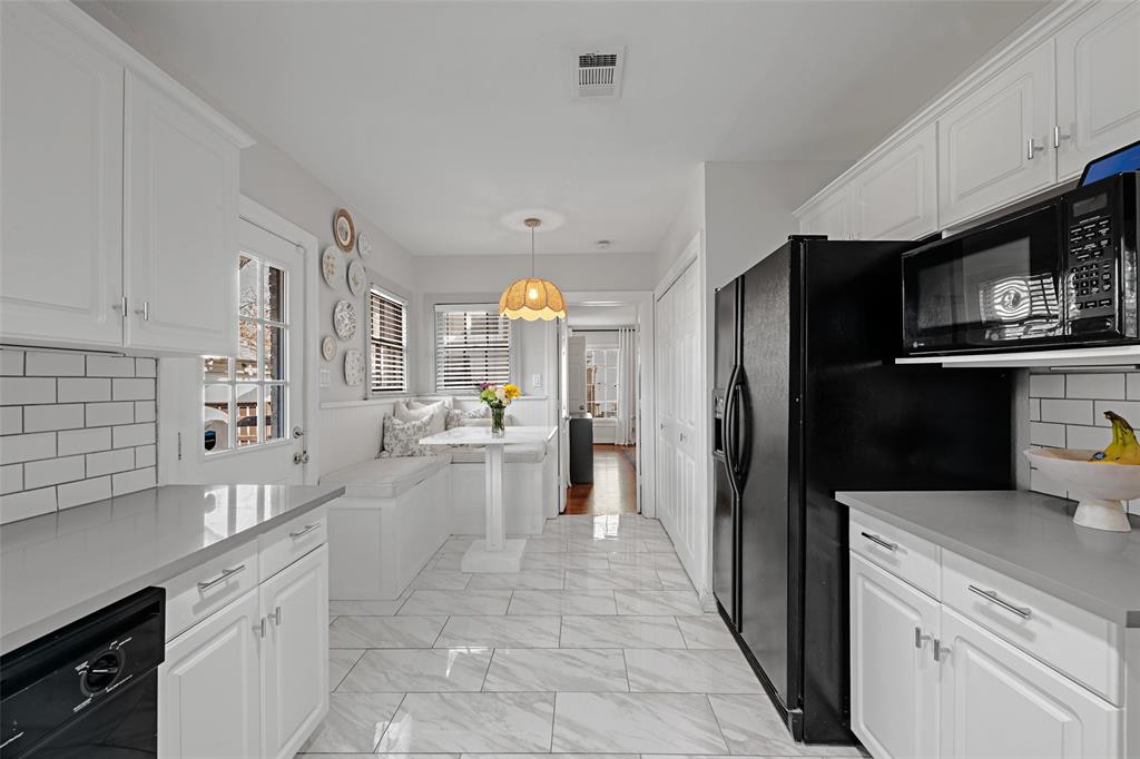 Hal Moseleys - Residential