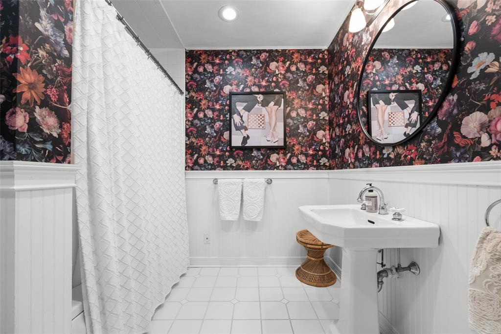 Hal Moseleys - Residential