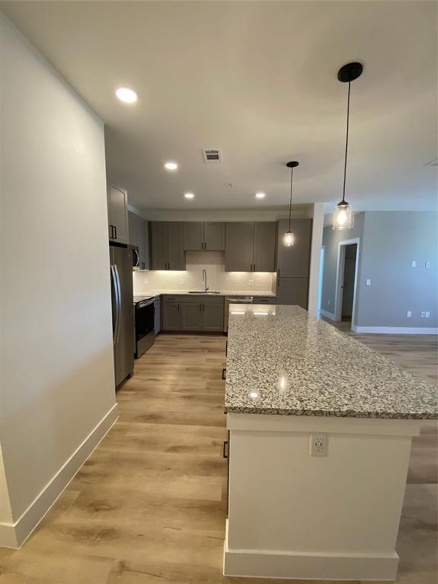 This is a premier apartment community near Craig Ranch at Stacy and Alma Road. This upscale property offers thoughtfully designed one, two, and three-bedroom floor plans featuring open layouts, granite countertops, stainless steel appliances, and wood-style flooring. 

Enjoy resort-inspired amenities including infinity-edge pool, outdoor grilling and lounge areas, a state-of-the-art fitness center, coworking spaces, coffee bar, and EV charging stations. Residents also benefit from valet trash service and pet-friendly living.

Located within the highly sought-after Frisco ISD, easy access to major employers, dining, shopping, and entertainment.