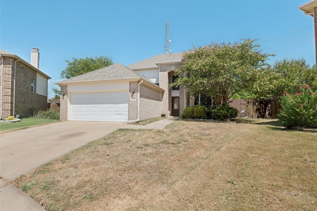 Photo of 10236 Sourwood Drive, Fort Worth, TX 76244 (MLS # 21378716)