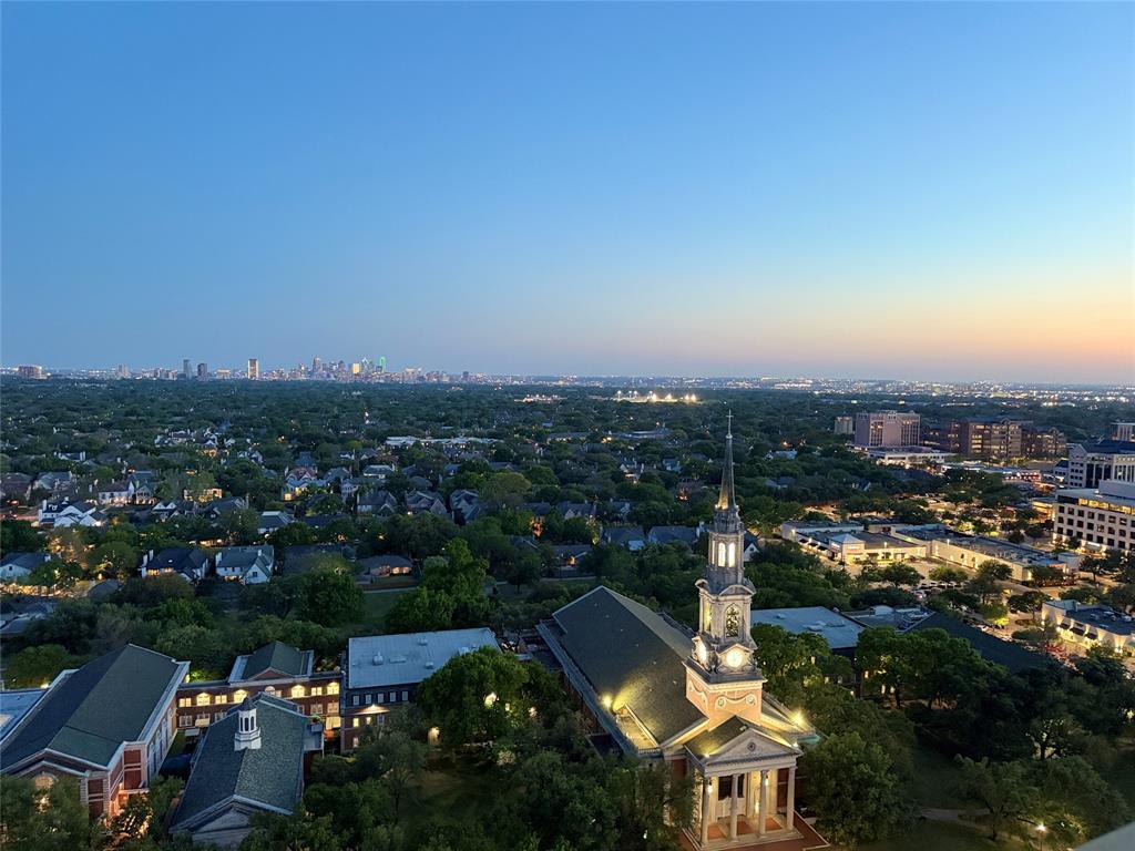 6211 W Northwest Highway 2401