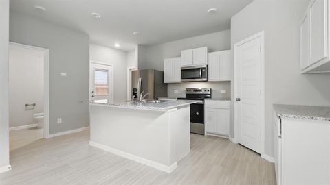 Tiny photo for 3012 MAPLE ORCHARD Lane, Fort Worth, TX 76140 (MLS # 21339429)