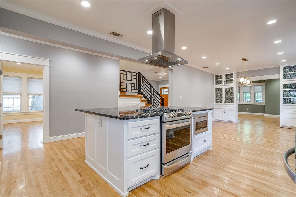 Mistletoe Heights Add - Residential