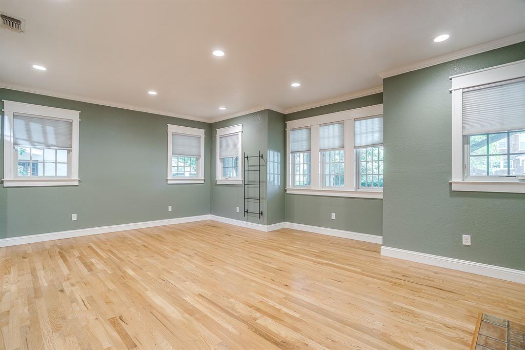 Mistletoe Heights Add - Residential