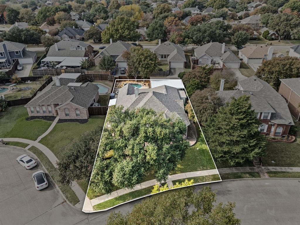 1001 Homestead Trail