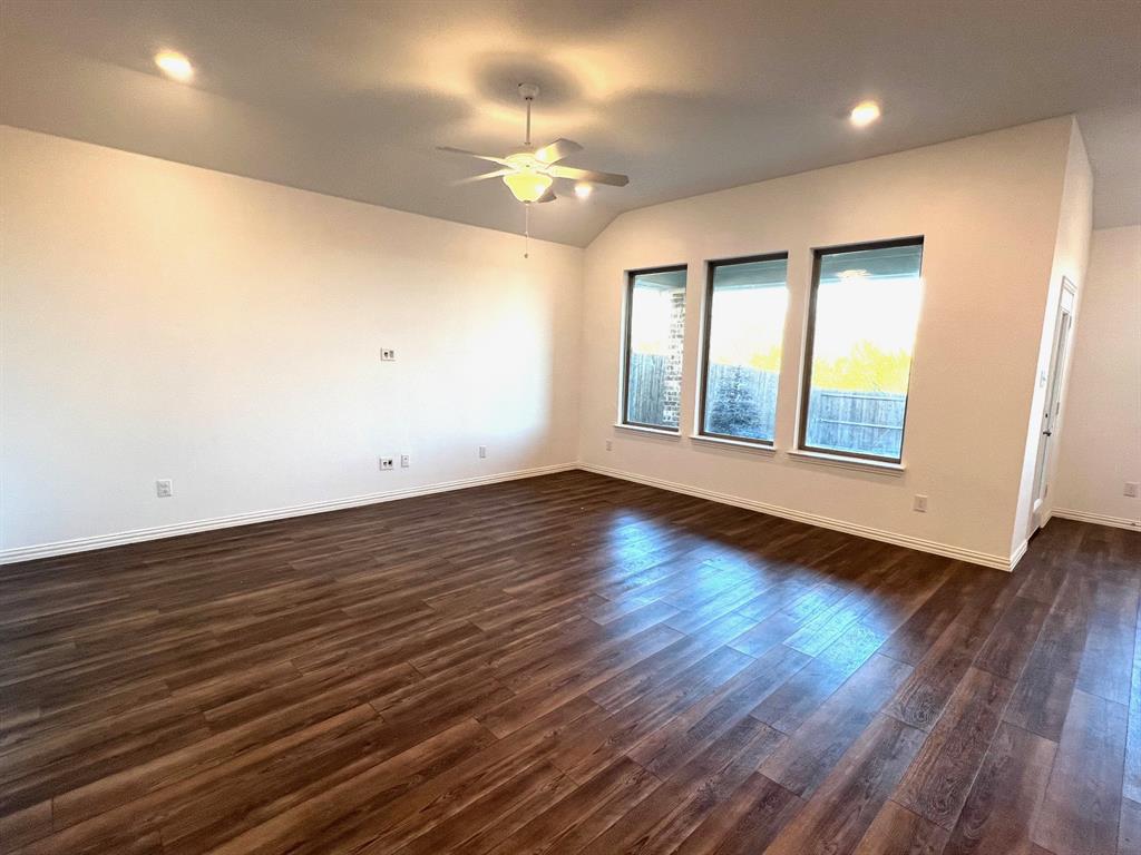 Monticello Park - Ph 1 - Residential Lease