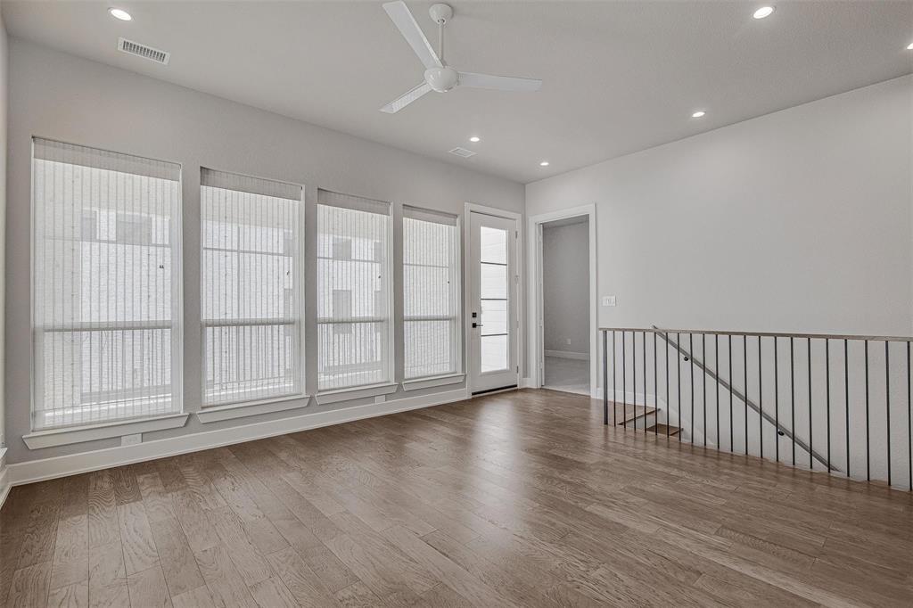 Main 7 Townhome Addition - Residential