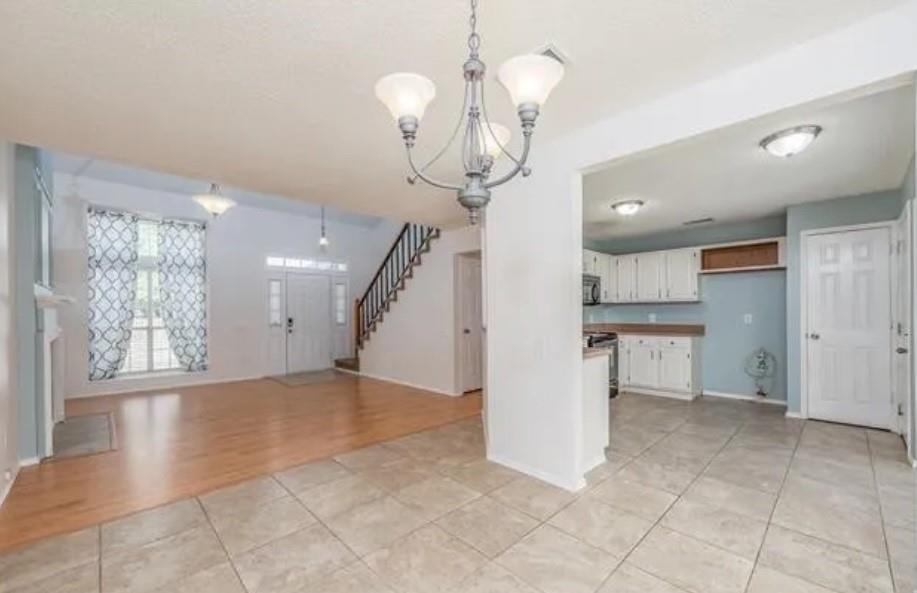7516 Meadow Creek Drive