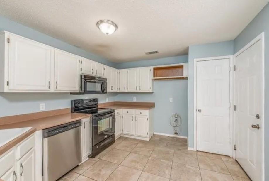 7516 Meadow Creek Drive