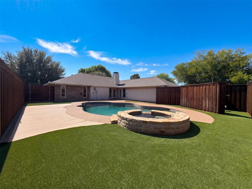 711 Rush Creek Drive