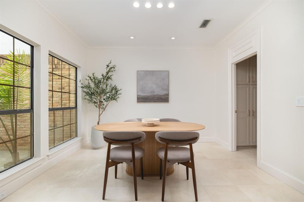 HILLCREST BY THE PARK - Residential