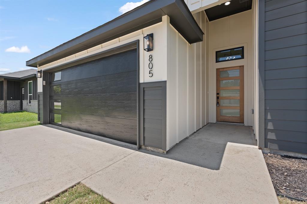 805 N Brazos Avenue