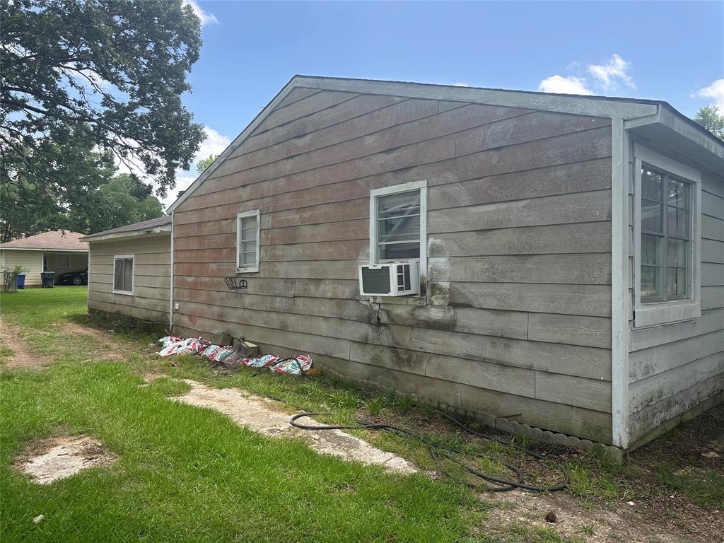 7341 Broadacres Road
