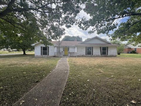 1516 E Mclennan Avenue Mart TX 76664