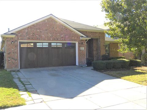 Photo of 1704 Flamingo Drive, Little Elm, TX 75068 (MLS # 21098220) Photo of 1704 Flamingo Drive, Little Elm, TX 75068 (MLS # 21098220)