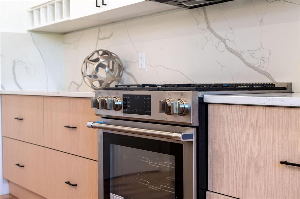 1920 CADDO CONDOMINUMS - Residential Lease