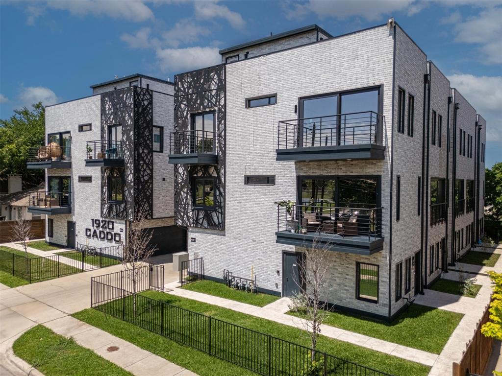 1920 CADDO CONDOMINUMS - Residential Lease