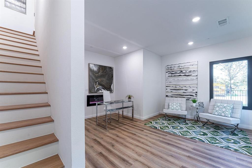 1920 CADDO CONDOMINUMS - Residential Lease