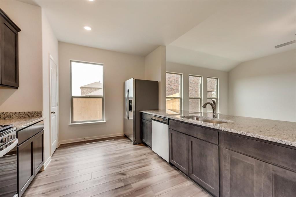 Shaw Crk Ranch Ph 2 - Residential Lease