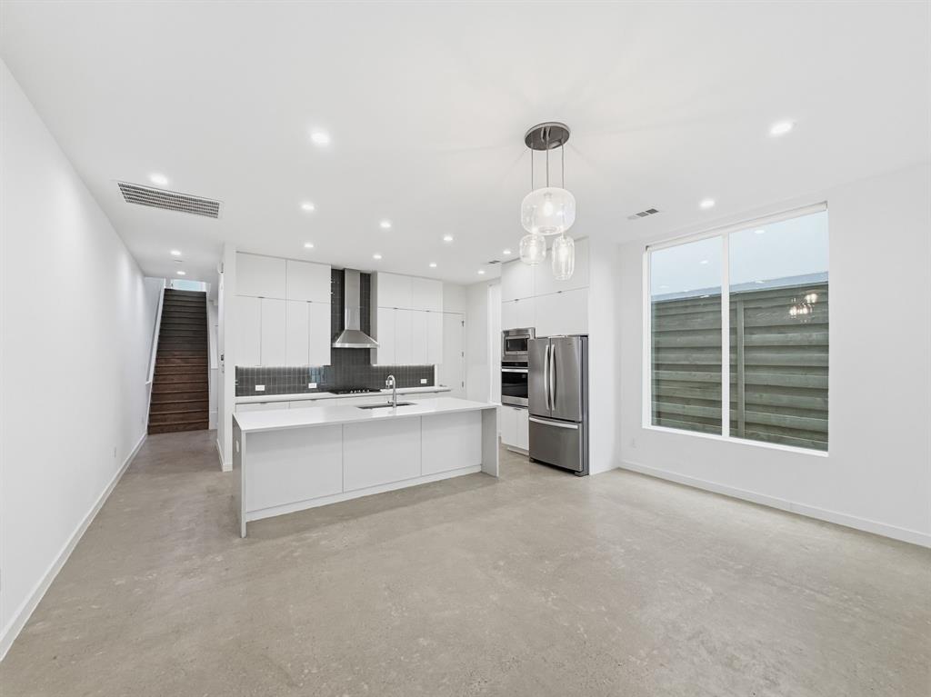 Rick & Hurts North Fitzhugh A - Residential Lease