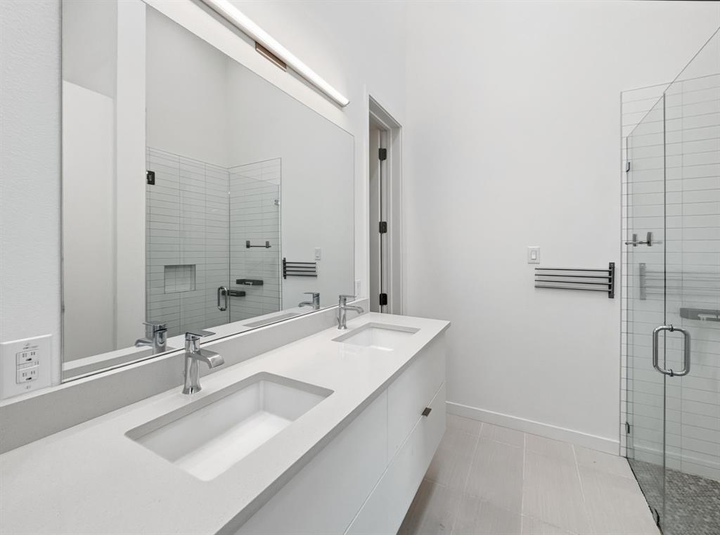 Rick & Hurts North Fitzhugh A - Residential Lease