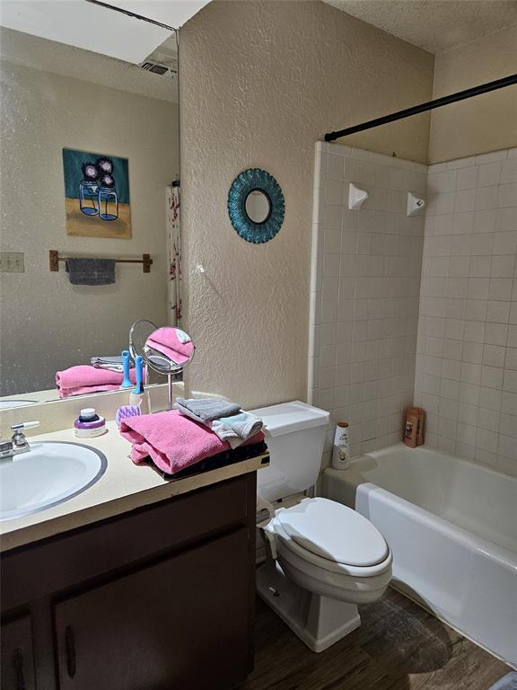 1049 Cottonwood Trail