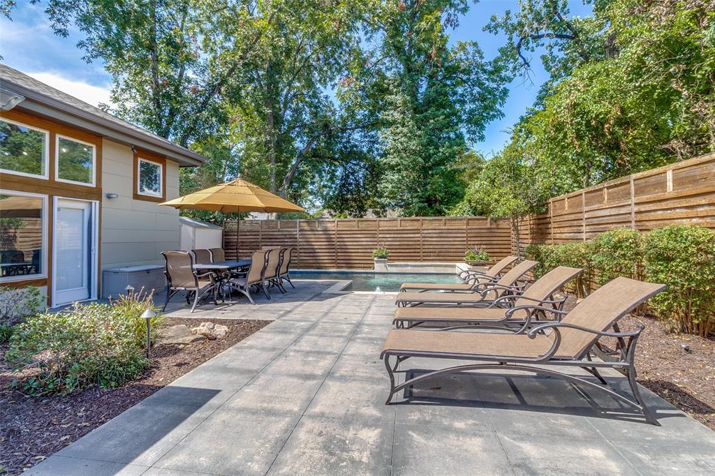 Oak Lawn Heights - Residential