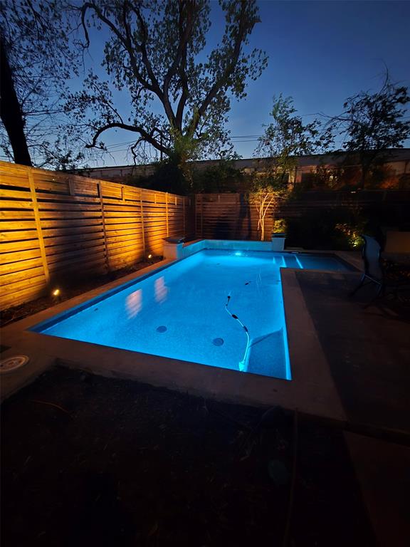 Oak Lawn Heights - Residential