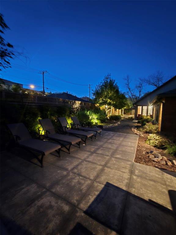 Oak Lawn Heights - Residential