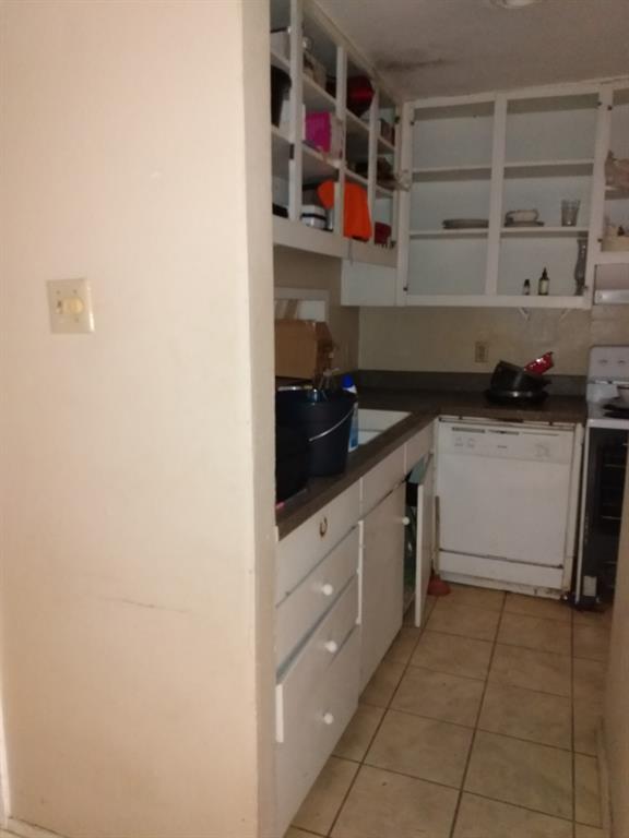 962 S Weatherred Drive