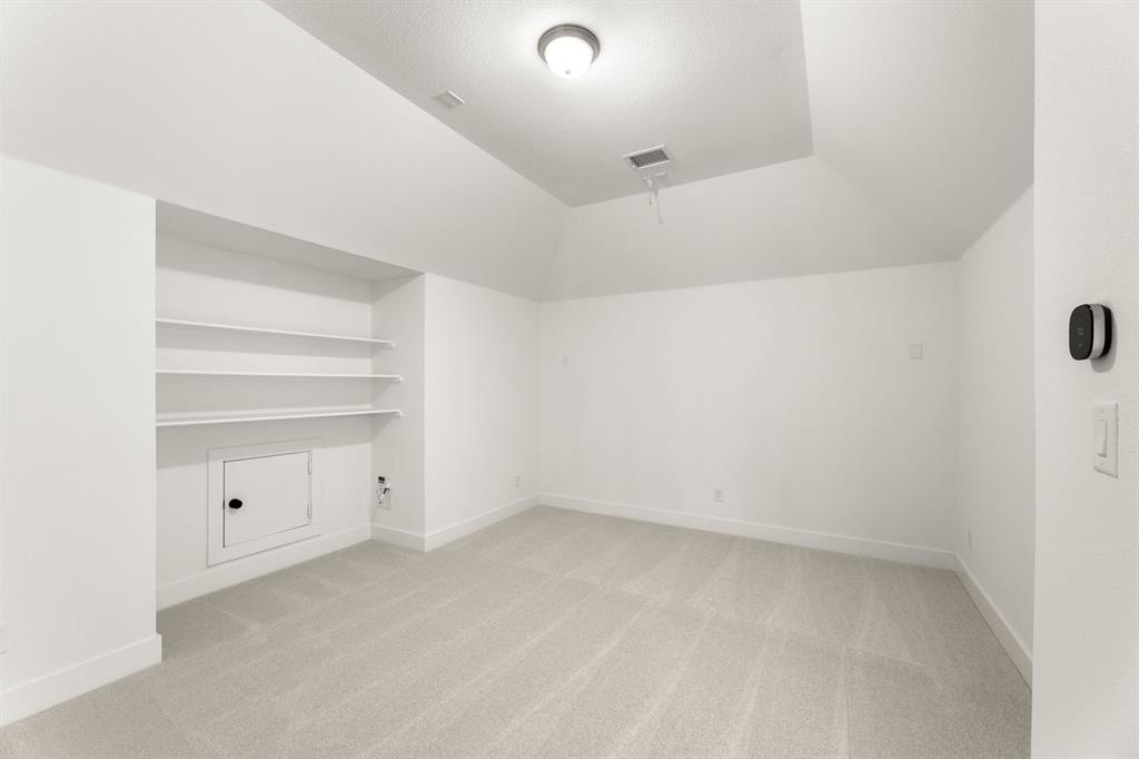 Hidden Lakes Estates - Residential