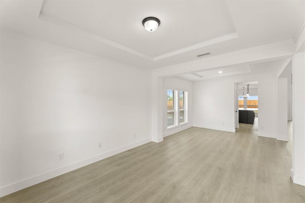 804 Hidden Lakes Drive