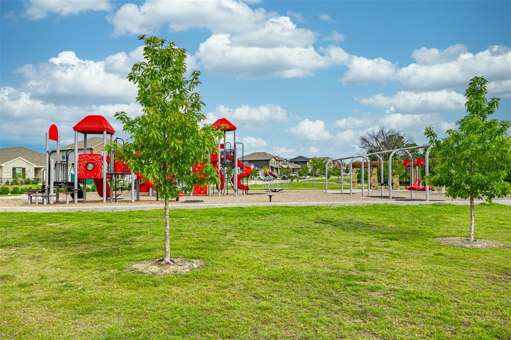 10913 Tamarisk Drive