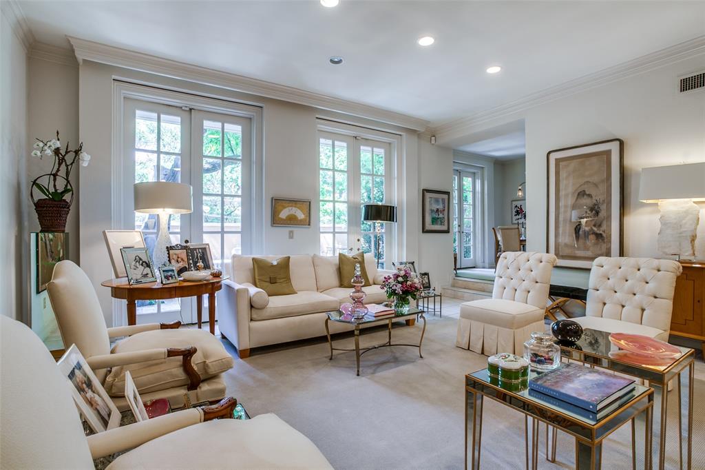 Gillespie 3424 - Residential Lease