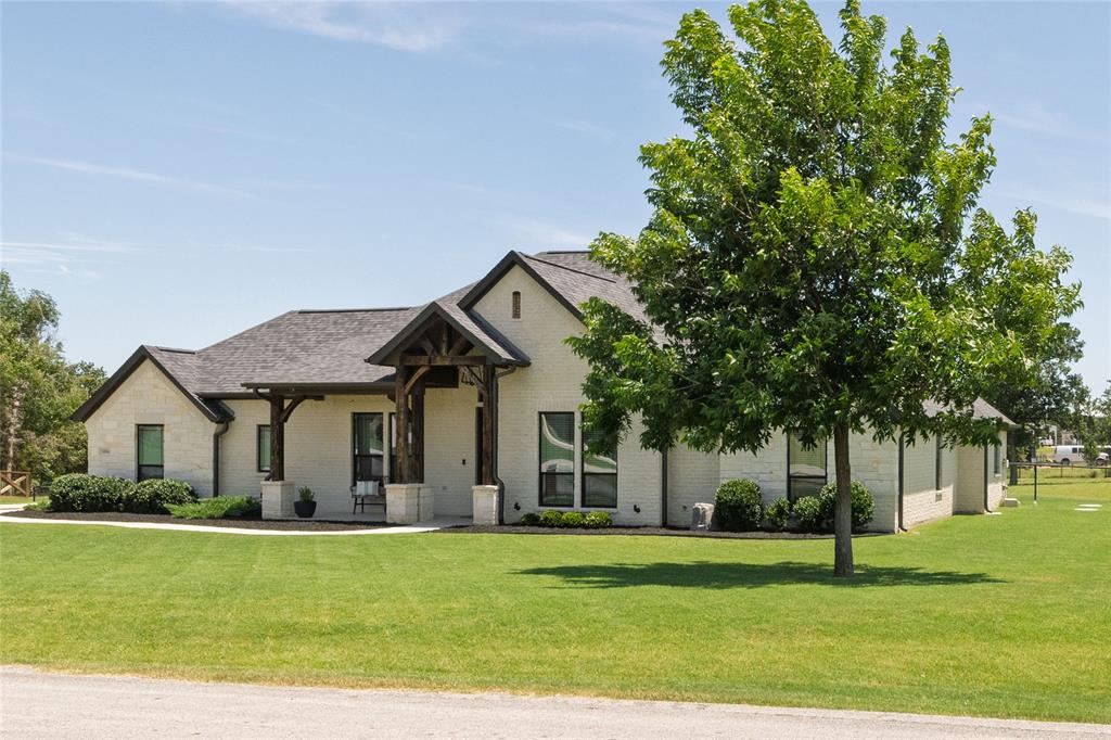 3004 Fossil Oaks Drive