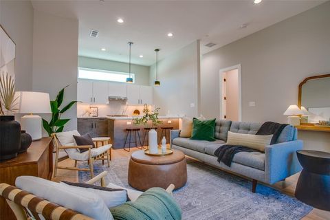 2214 Annex Avenue 106 Dallas TX 75204