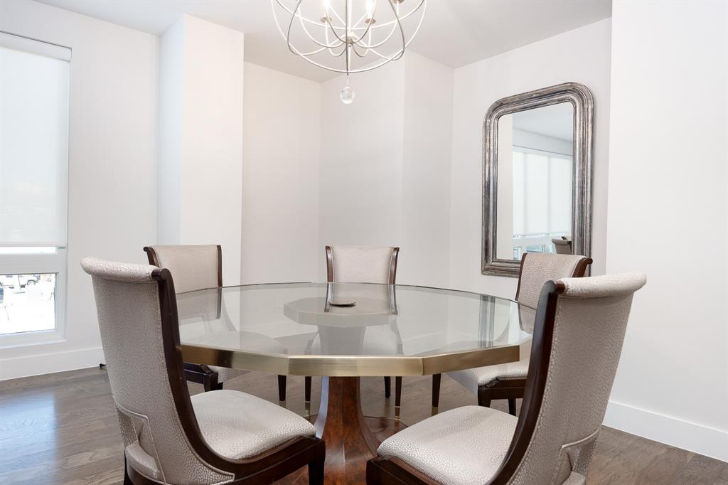 HALL AND NOBLE - Residential Lease