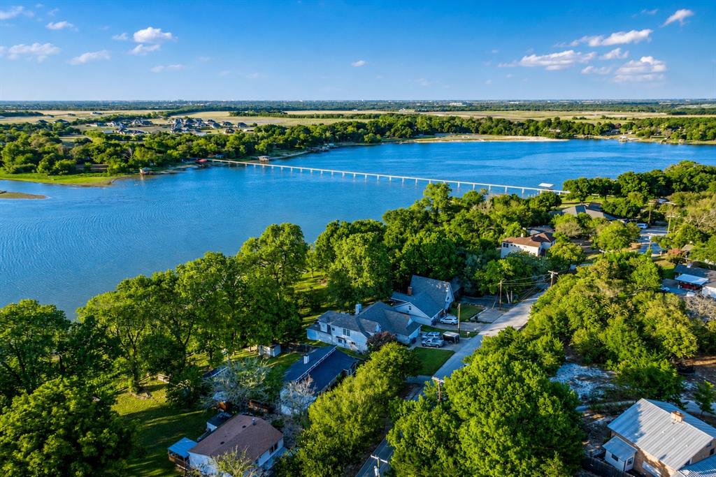 Lake Shore Acrs-Rev - Residential