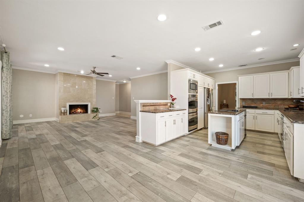2311 Creekside Circle N