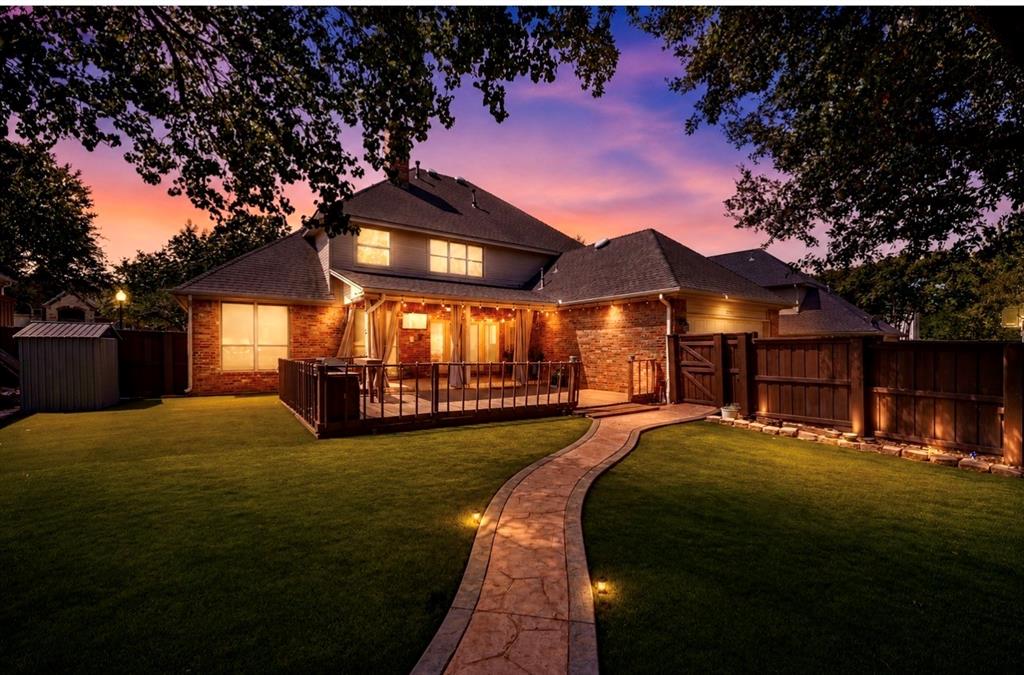 2311 Creekside Circle N