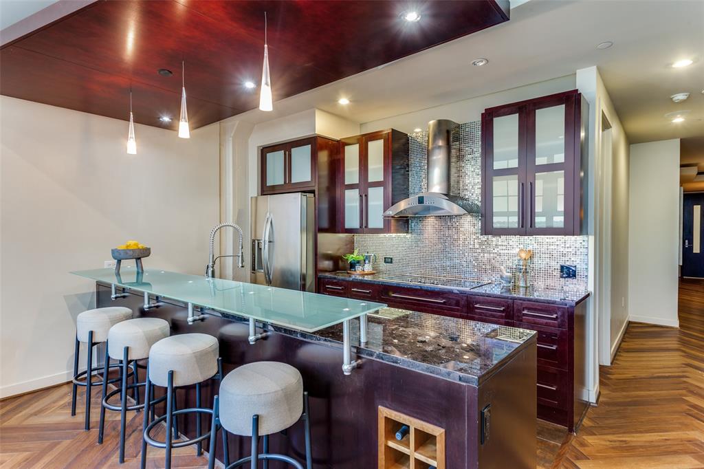 2600 W 7th Street 2520