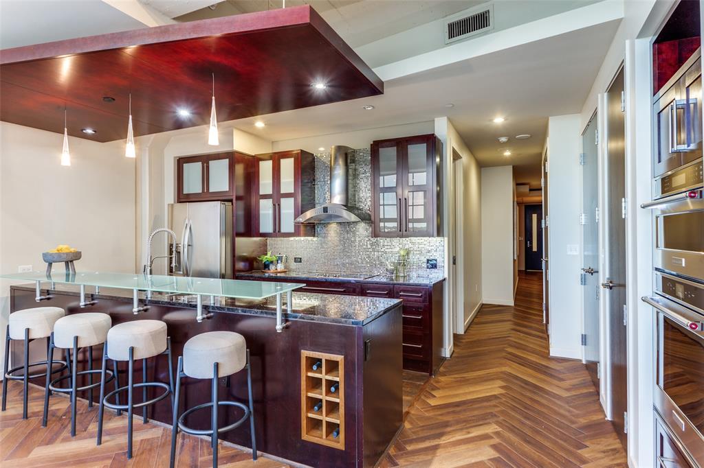 2600 W 7th Street 2520