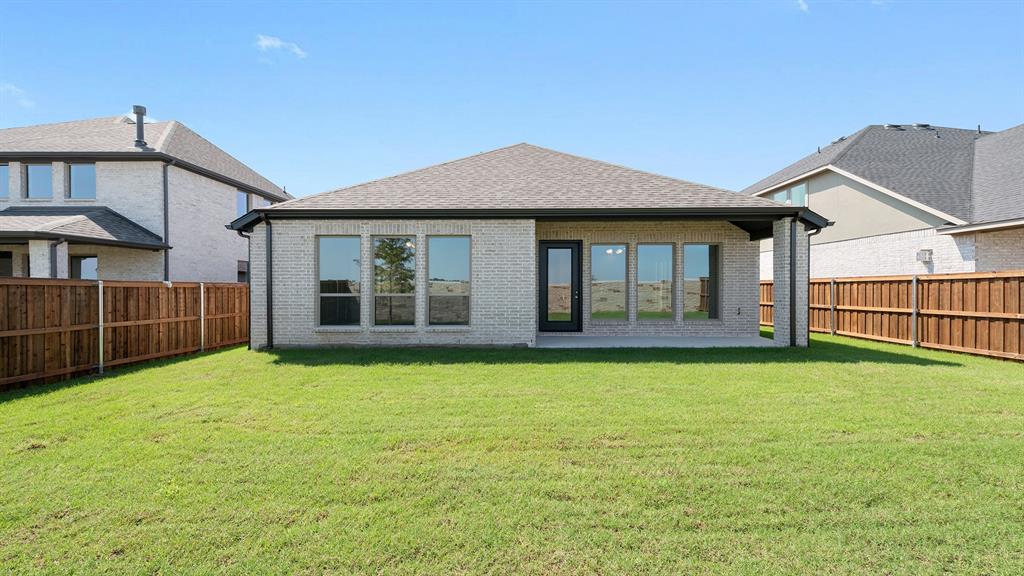 Trinity Falls - Residential