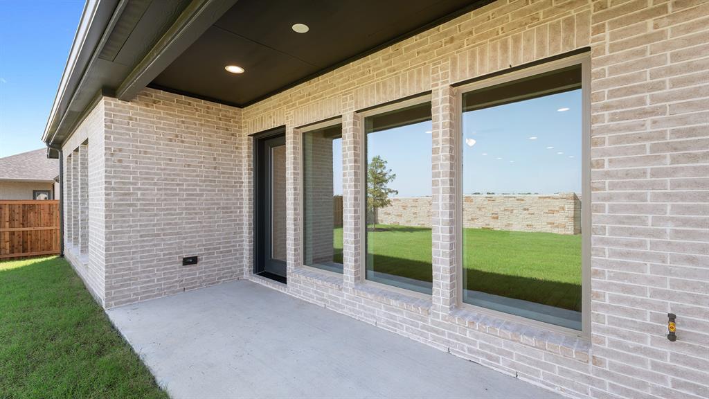 Trinity Falls - Residential